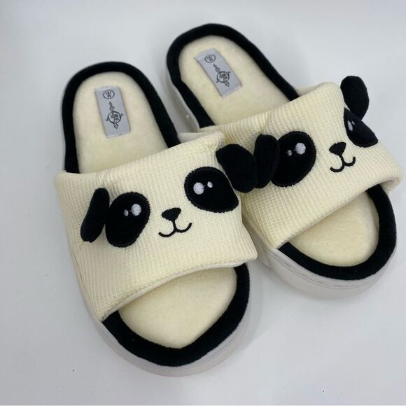 Women’s Cute Panda Kids Slippers - Black and Cream size 8 - Picture 1 of 4